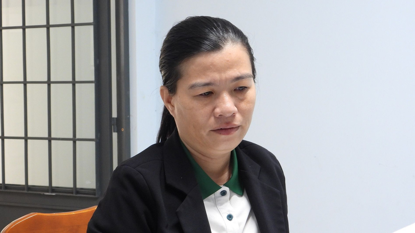 Phạm Thị Như Rin tại cơ quan công an.