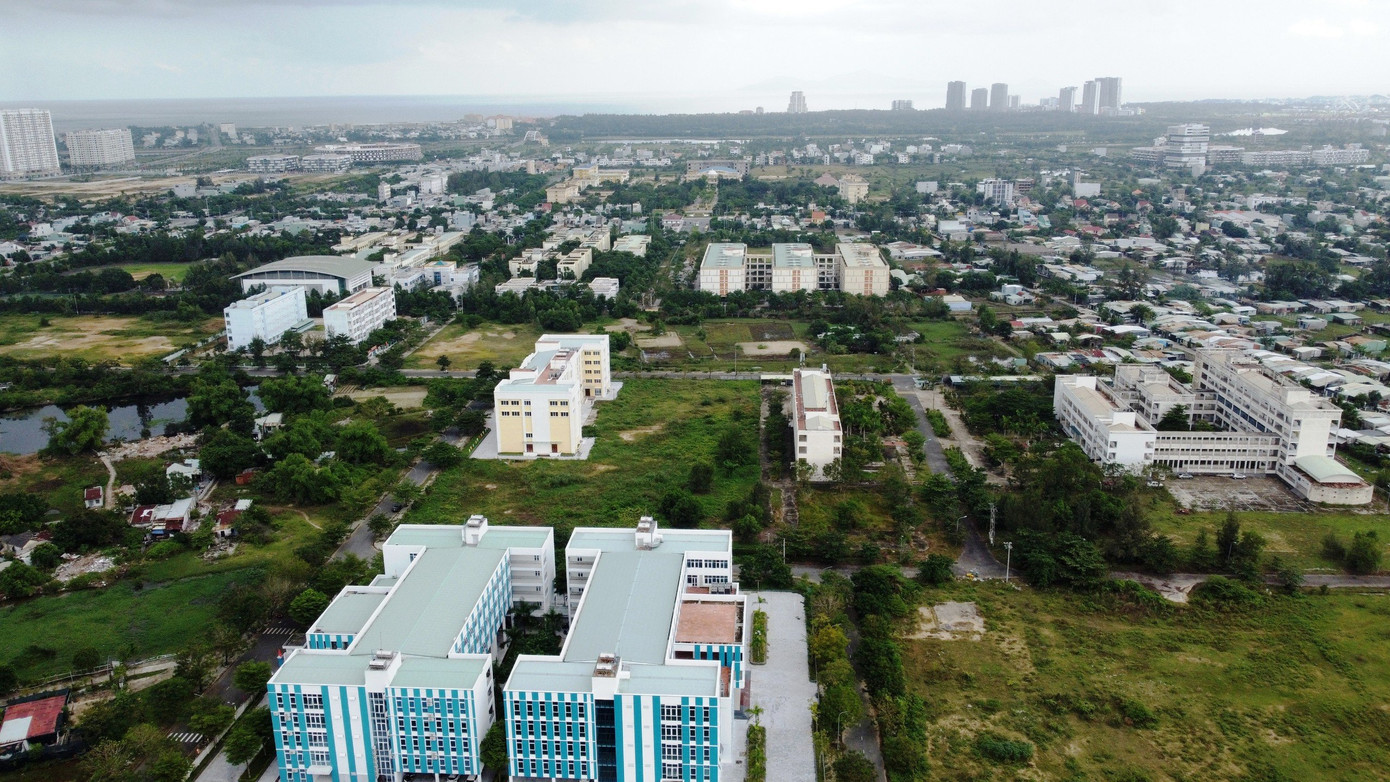 Khu vực Làng Đại học Đà Nẵng sẽ nằm ở khu trung tâm của Phân khu Đổi mới sáng tạo. Khu vực Làng Đại học Đà Nẵng sẽ nằm ở khu trung tâm của Phân khu Đổi mới sáng tạo.