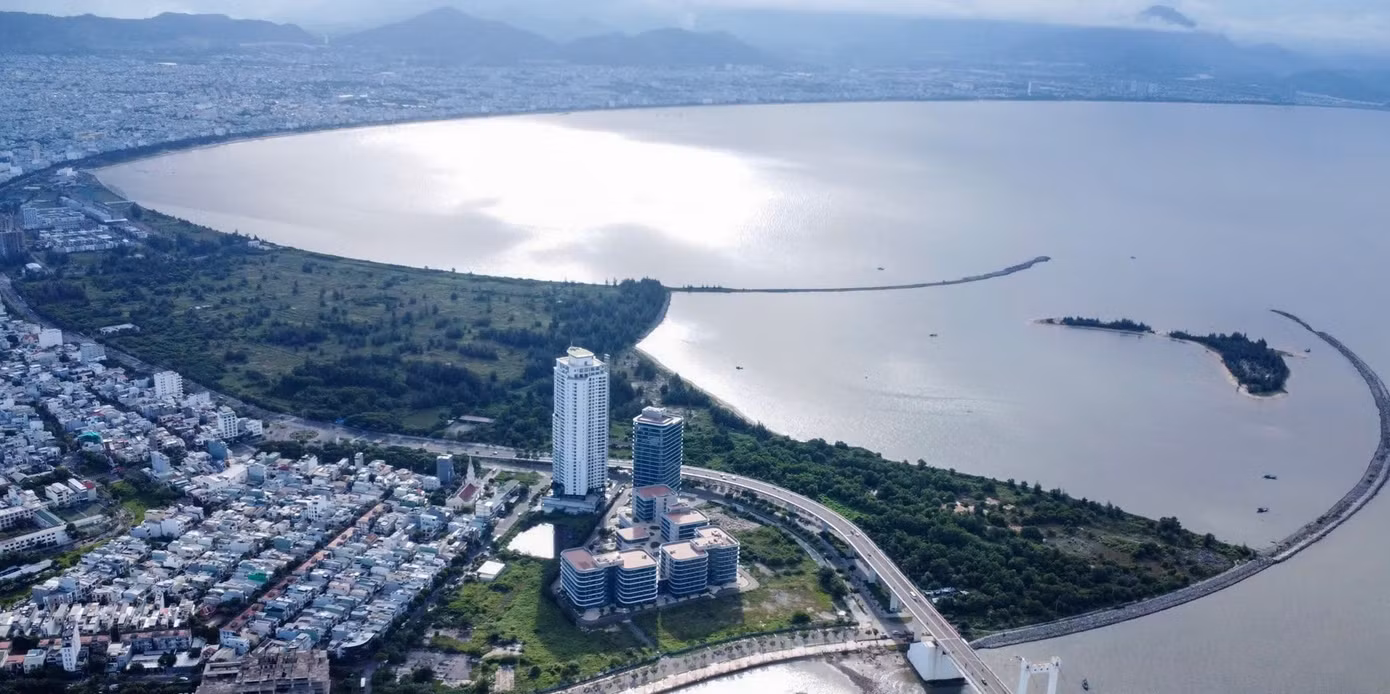 Đà Nẵng nghiên cứu lấn khoảng 300ha biển để làm khu thương mại tự do. Ảnh: Nguyễn Thành.