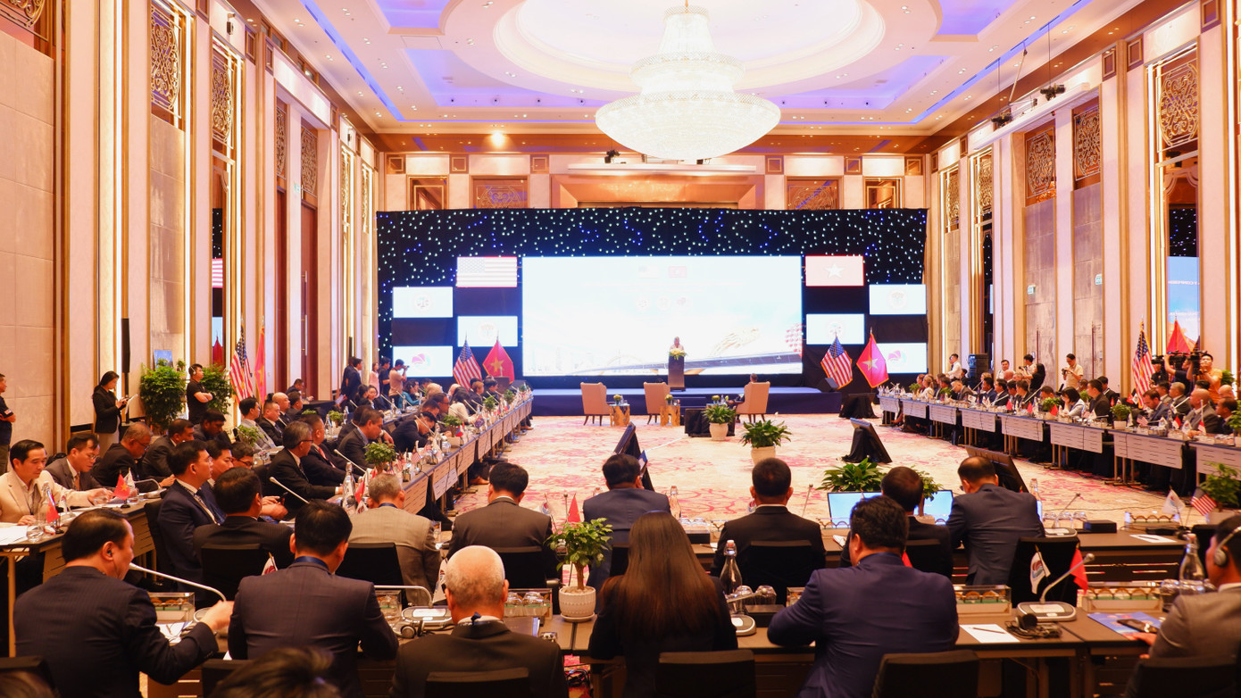 Quang cảnh hội nghị. Quang cảnh hội nghị.