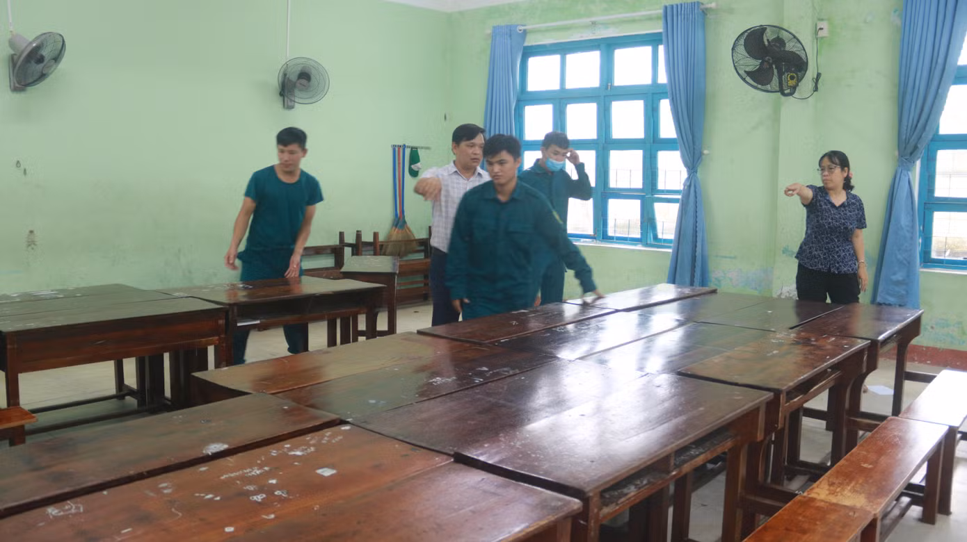 Theo Ban chỉ huy Phòng chống thiên tai, tìm kiếm cứu nạn và phòng thủ dân sự TP Đà Nẵng, trong kịch bản bão Noru mạnh cấp 14 đến cấp 17, tổng số người dân tại Đà Nẵng phải sơ tán là hơn 107.000 người. Trong đó, huyện Hòa Vang có số người dự kiến được sơ tán nhiều nhất với gần 30.000 người.