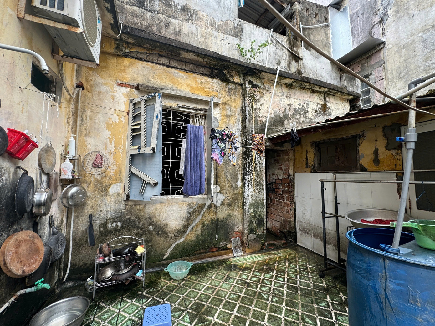 Kết quả kiểm định cho thấy có 6/9 khu nhà tập thể ở Đà Nẵng mức độ nguy hiểm cấp C, cần kịp thời sửa chữa.