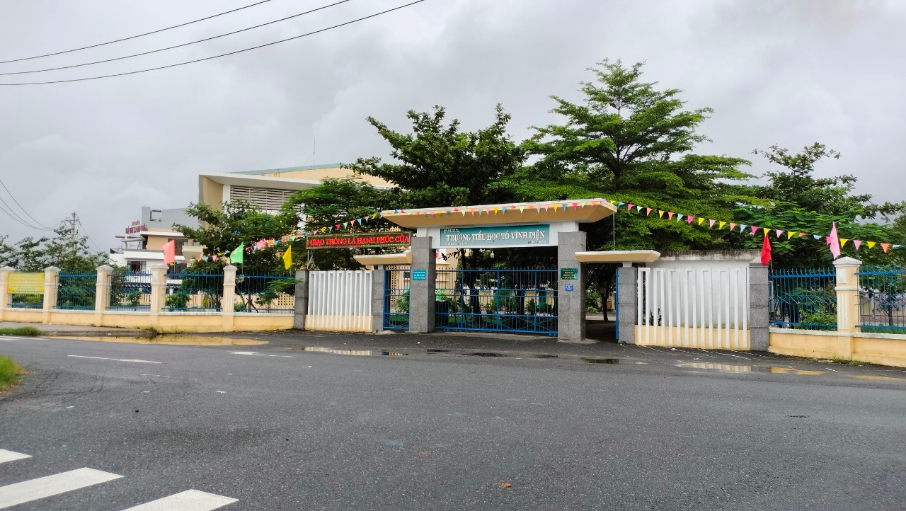 Học sinh trên toàn địa bàn thành phố Đà Nẵng nghỉ học từ sáng ngày 13/11 đến khi có thông báo mới.