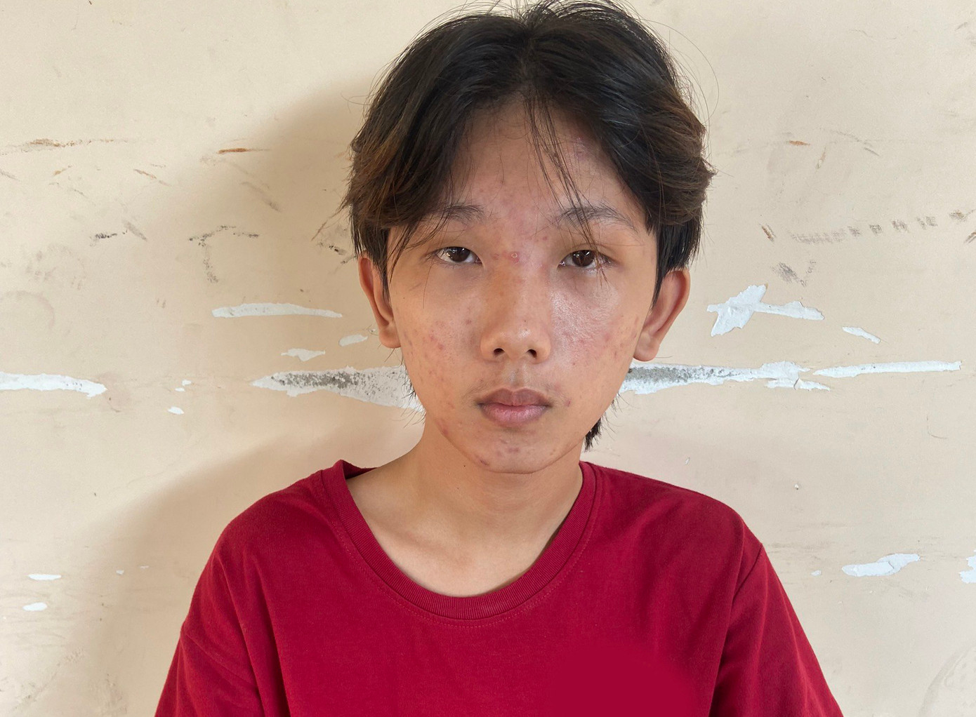 Đối tượng Huỳnh Hoàng Thương tại cơ quan công an.