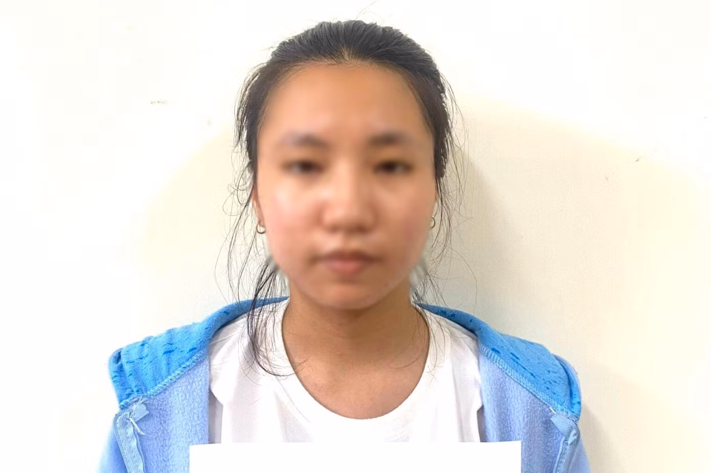Đối tượng Nguyễn Hoài Giang tại cơ quan công an.