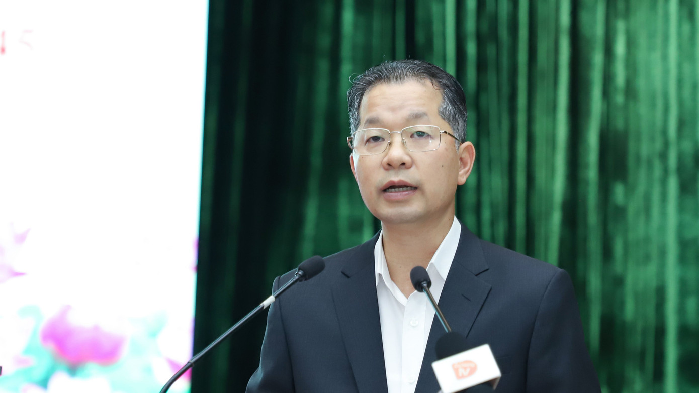 Ông Nguyễn Văn Quảng - Bí thư Thành ủy Đà Nẵng phát biểu tại hội nghị.