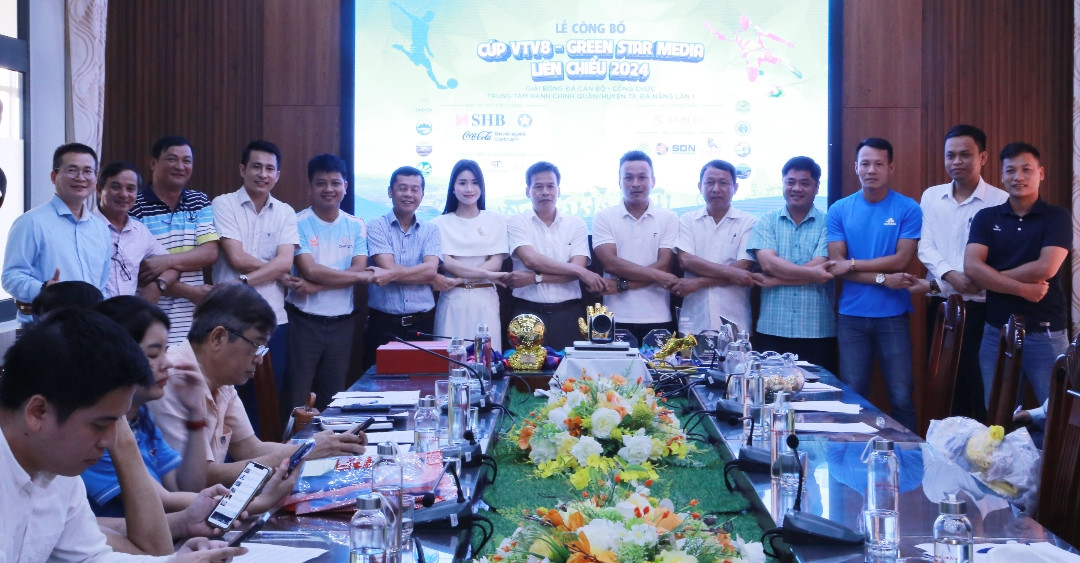 Quang cảnh lễ công bố giải.