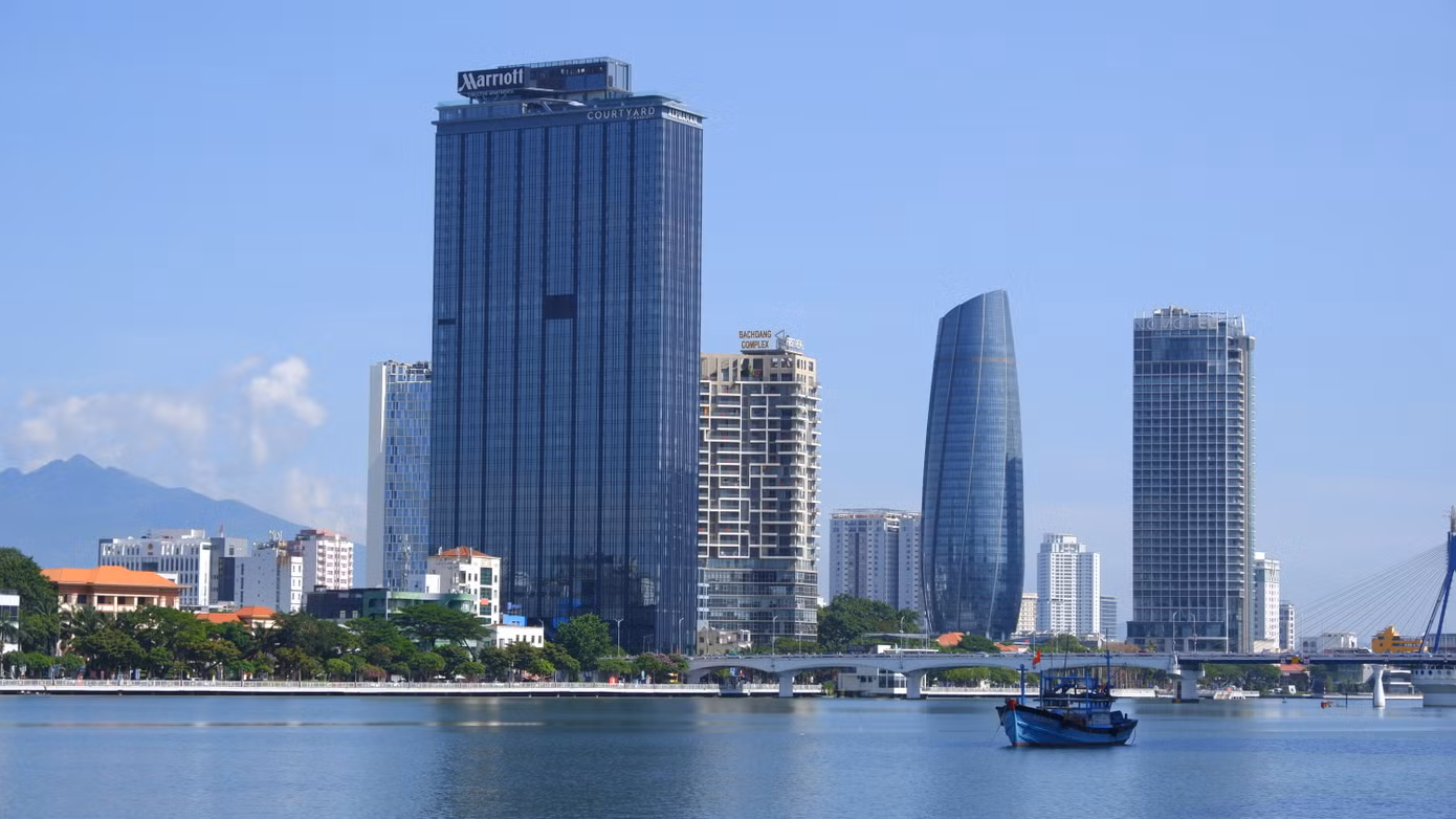 Tòa M Landmark tại số 58 Bạch Đằng nằm bên sông Hàn.