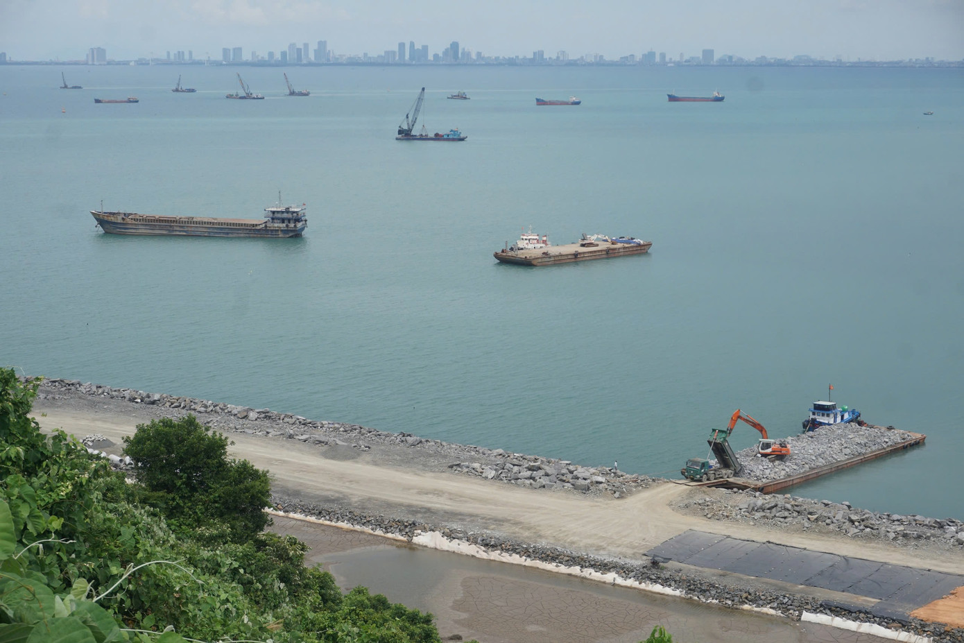 Cảng biển Liên Chiểu đang được Đà Nẵng xây dựng sẽ gắn liền với Khu thương mại tự do.