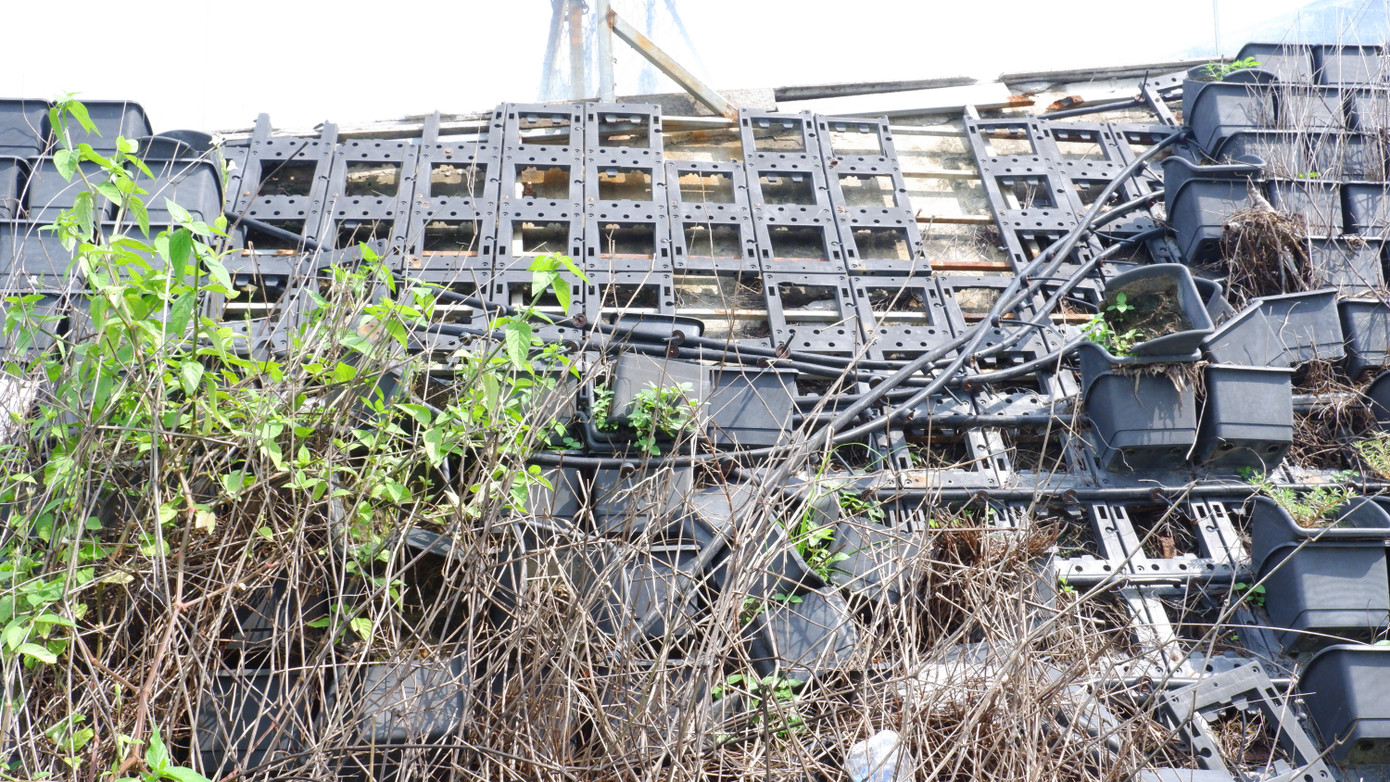 Trong khi chờ cơ quan chức năng TP. Đà Nẵng đưa ra phương án xử lý, công trình tiếp tục xuống cấp, gây mất cảnh quan đô thị ngay khu vực trung tâm. Mới đây, tại tiếp xúc cử tri thành phố, cử tri đã nêu ý kiến về việc TP cần có hướng giải quyết dứt điểm dự án bị bỏ hoang gây lãng phí và mất mỹ quan đô thị, nhất là tại khu vực gần di tích quốc gia đặc biệt Thành Điện Hải.