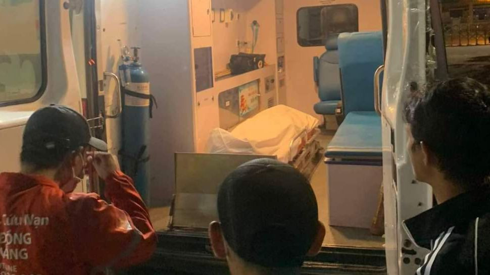 Thi thể nạn nhân được đã được đưa về quê nhà để lo hậu sự. Ảnh. N.X.T