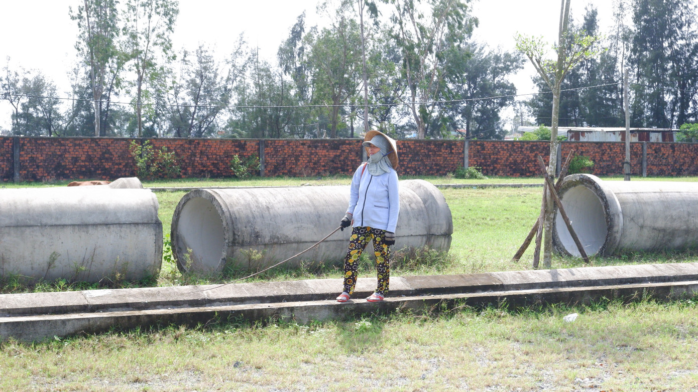 Người dân địa phương mong muốn các dự án sớm triển khai, hoàn thành dứt điểm để hạ tầng, đường sá đi lại của người dân trong khu vực được sạch sẽ, đảm bảo an toàn, không ngập nước vào mùa mưa, bụi mịt mù vào mùa nắng.