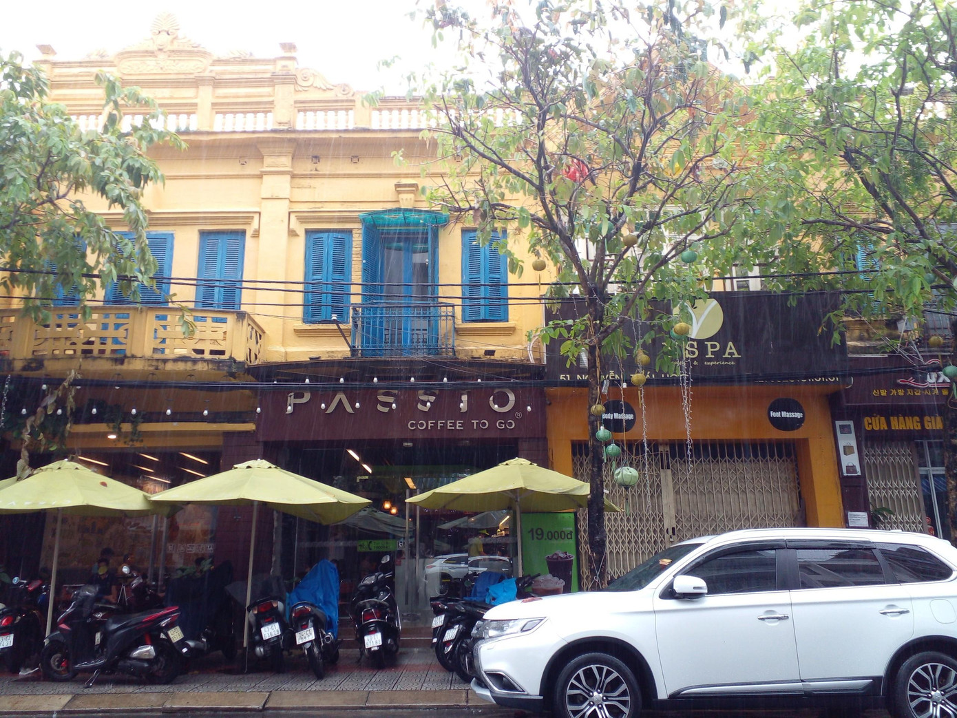 Nhà đất 49 và 51 Nguyễn Thái Học (quận Hải Châu, TP Đà Nẵng) nằm trong số 28 bất động sản liên quan đến Phan Văn Anh Vũ và cựu quan chức Đà Nẵng. Ảnh: Nguyễn Thành Nhà đất 49 và 51 Nguyễn Thái Học (quận Hải Châu, TP Đà Nẵng) nằm trong số 28 bất động sản liên quan đến Phan Văn Anh Vũ và cựu quan chức Đà Nẵng. Ảnh: Nguyễn Thành