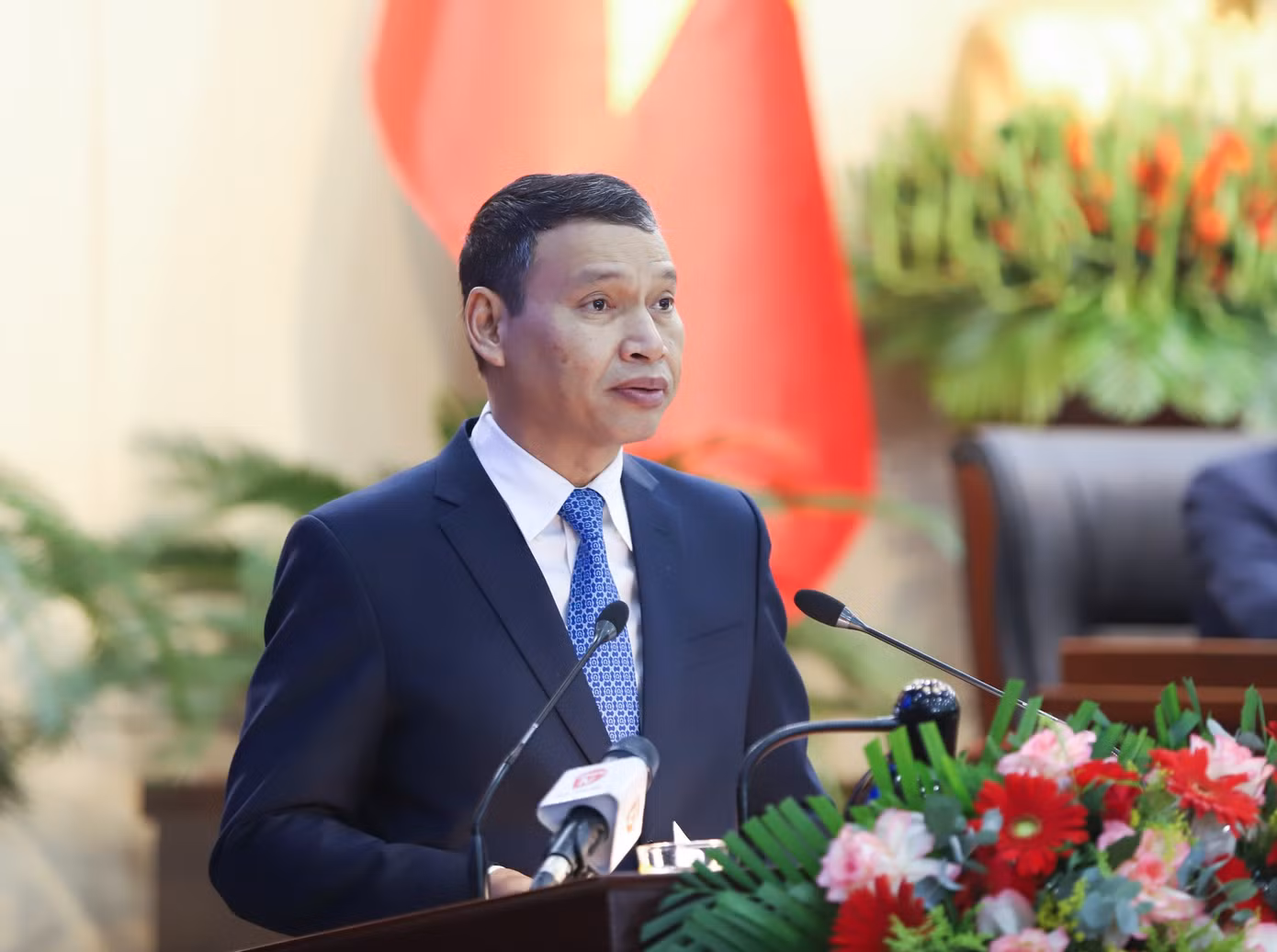 Ông Hồ Kỳ Minh - Phó Chủ tịch UBND TP. Đà Nẵng - phát biểu tại kỳ họp.
