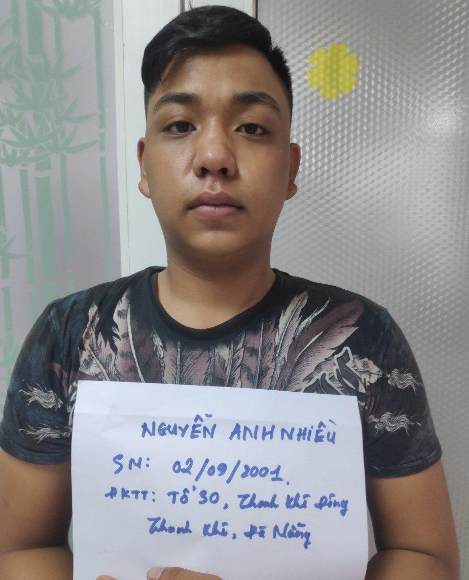 Đối tượng Nguyễn Anh Nhiều tại cơ quan công an.