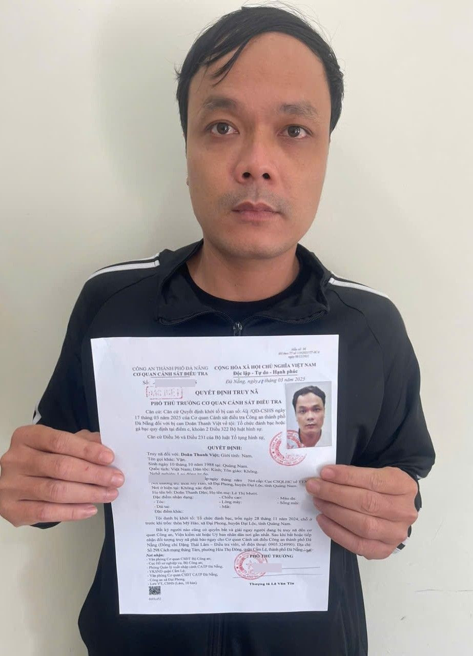 Đối tượng Doãn Thanh Việt tại cơ quan công an. Đối tượng Doãn Thanh Việt tại cơ quan công an.