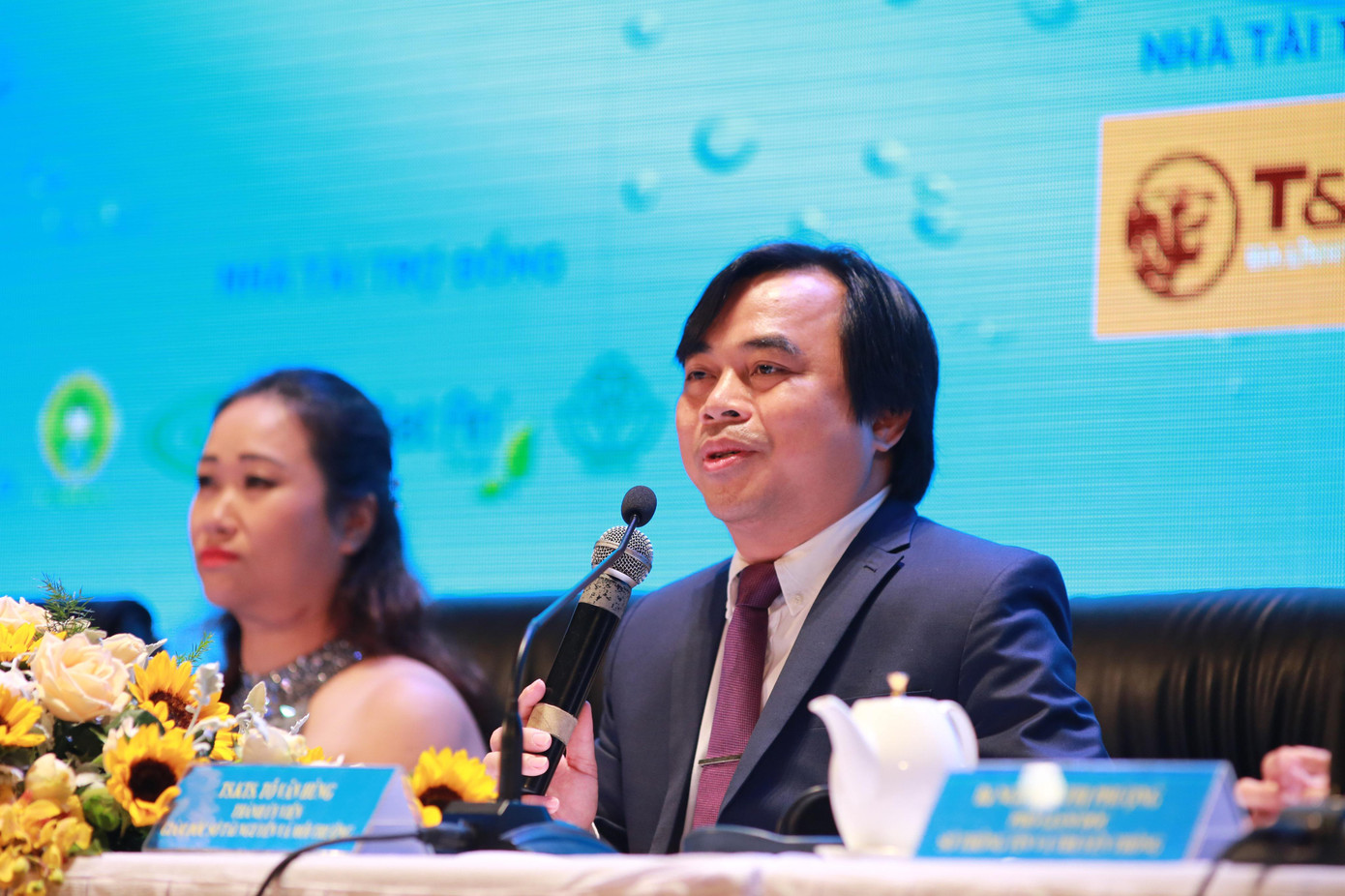 Ông Tô Văn Hùng, Giám đốc Sở TN&amp;MT Đà Nẵng trả lời báo chí tại buổi họp báo