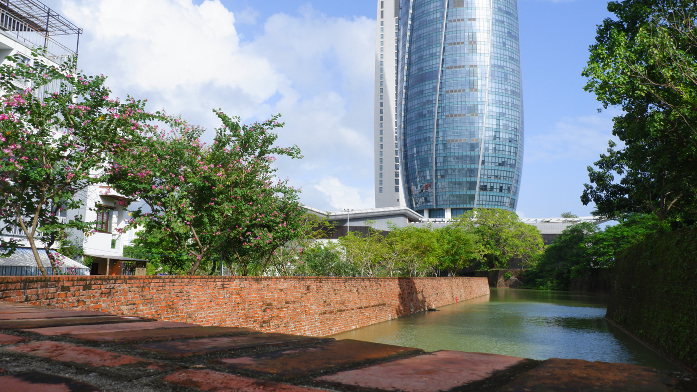 Hiện trạng di tích Quốc gia đặc biệt Thành Điện Hải nằm trong quy hoạch quảng trường trung tâm Đà Nẵng. Đối với di tích này, sẽ được giữ lại bảo tồn nguyên trạng, tổ chức lại các lối giao thông tiếp cận và bổ sung cây xanh, cải tạo lại cảnh quan xung quanh di tích...