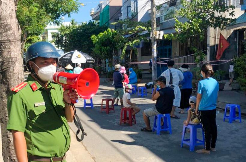 Xét nghiệm COVID-19 trên địa bàn TP Đà Nẵng.