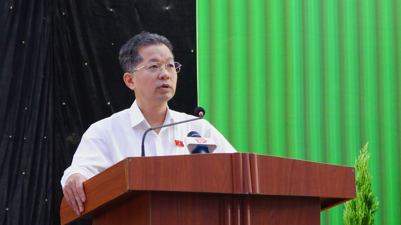 Ông Nguyễn Văn Quảng, Bí thư Thành ủy Đà Nẵng phát biểu tại buổi tiếp xúc cử tri. Ảnh: Nguyễn Thành