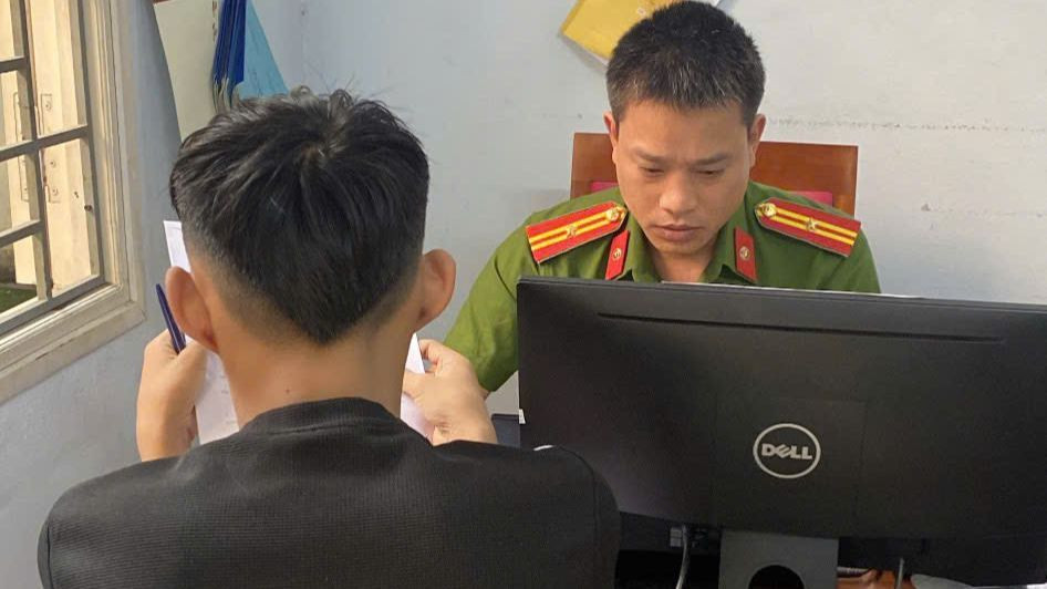 Đối tượng Phạm Lý Anh Khoa đã bị công an triệu tập làm việc. Đối tượng Phạm Lý Anh Khoa đã bị công an triệu tập làm việc.