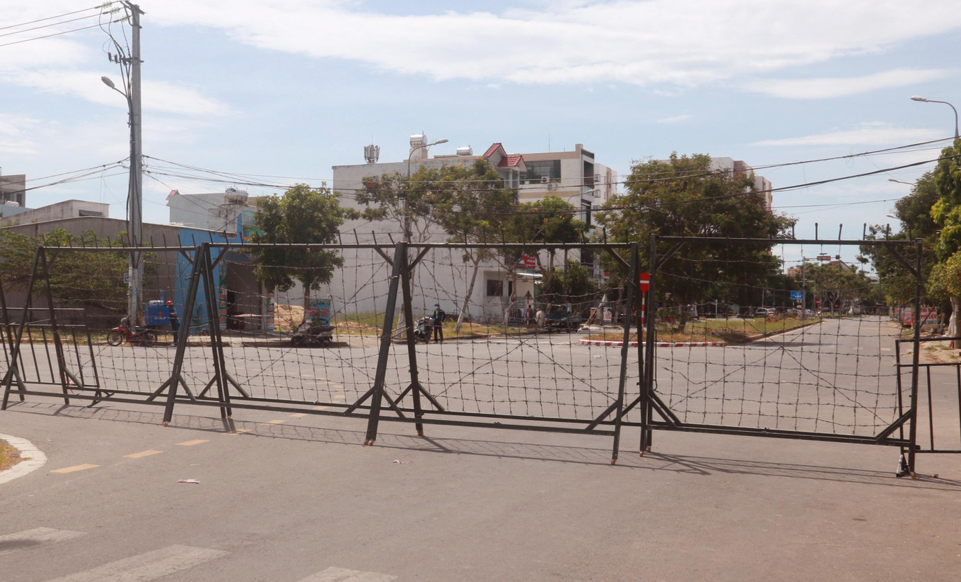 Tối ngày 31/7, ông Nguyễn Văn Quảng, Bí thư Thành ủy Đà Nẵng yêu cầu riêng tại phường Nại Hiên Đông phải đóng cứng các khu vực có nguy cơ cao.