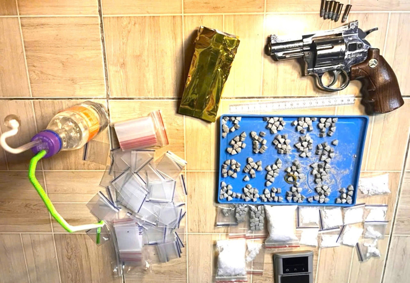 Tang vật thu giữ được.