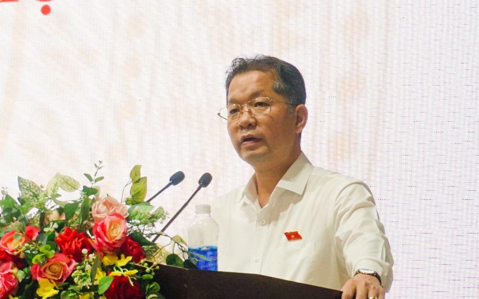 Ông Nguyễn Văn Quảng - Bí thư Thành ủy Đà Nẵng, trao đổi với cử tri quận Liên Chiểu.