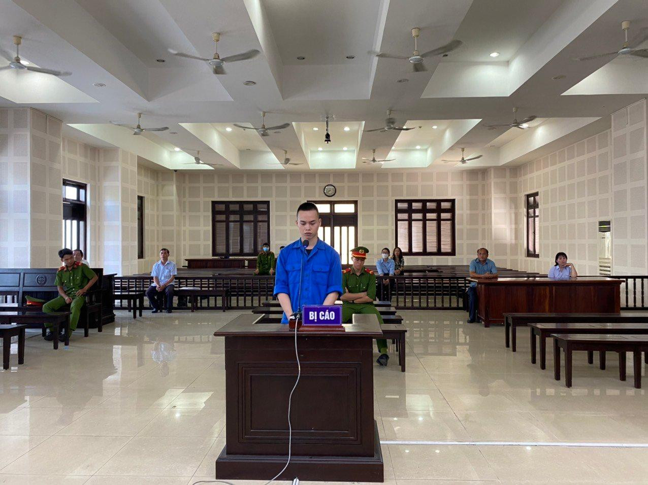 Bị cáo Đặng Công Hoan tại phiên toà.