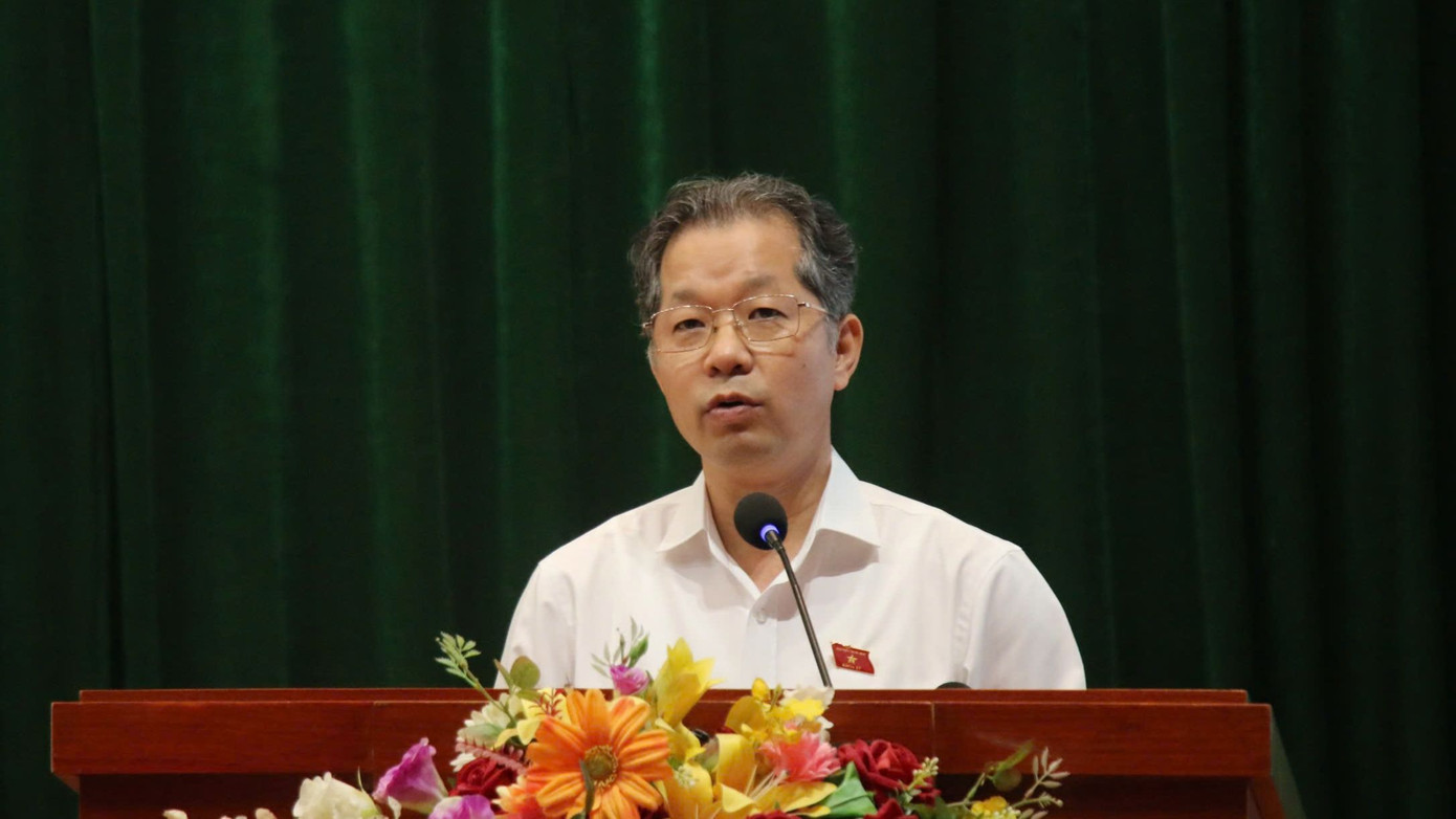 Ông Nguyễn Văn Quảng, Bí thư Thành ủy Đà Nẵng trả lời ý kiến cử tri. Ảnh: Nguyễn Thành