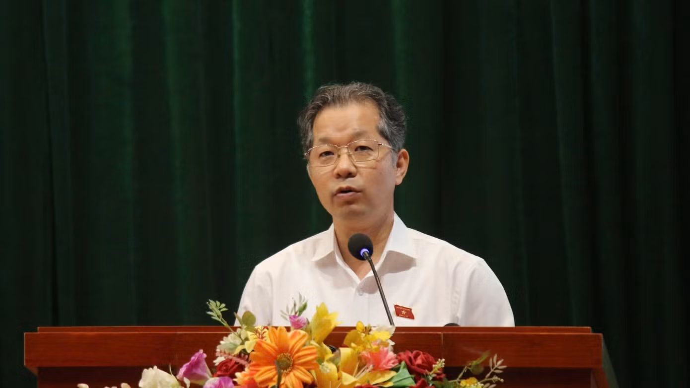 Ông Nguyễn Văn Quảng, Bí thư Thành ủy Đà Nẵng trả lời ý kiến cử tri. Ảnh: Nguyễn Thành