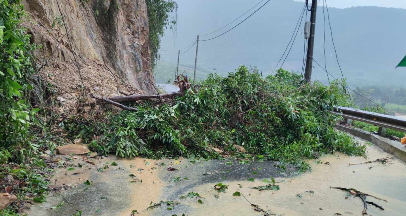 Hiện trường sạt lở.