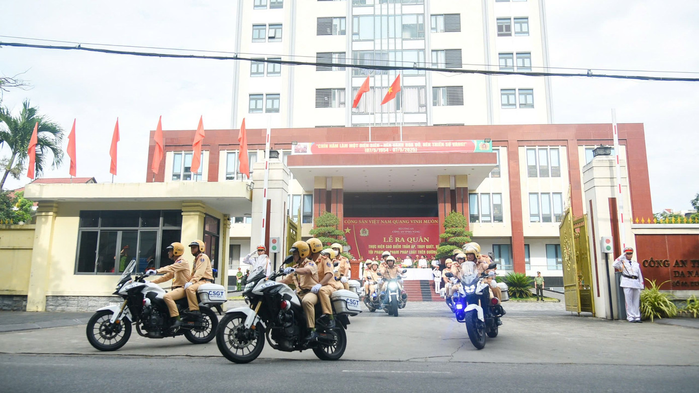 Ngoài ra, các lực lượng Công an sẽ chủ động tổ chức phòng ngừa, đấu tranh từ sớm, từ khi chưa thực hiện tội phạm, vi phạm pháp luật đối với các diện đối tượng quản lý theo pháp luật; tổ chức gọi hỏi, răn đe, kiểm danh, kiểm diện, cảm hóa, giáo dục, thử test ma túy các đối tượng hình sự; người nghiện, người sử dụng trái phép chất ma túy, người quản lý sau cai nghiện, người có dấu hiệu loạn thần, “ngáo đá” do sử dụng trái phép chất ma túy; đối tượng thi hành án hình sự tại cộng đồng, chấp hành xong án phạt tù về tái hòa nhập cộng đồng, bị áp dụng biện pháp ngăn chặn tại cộng đồng,…