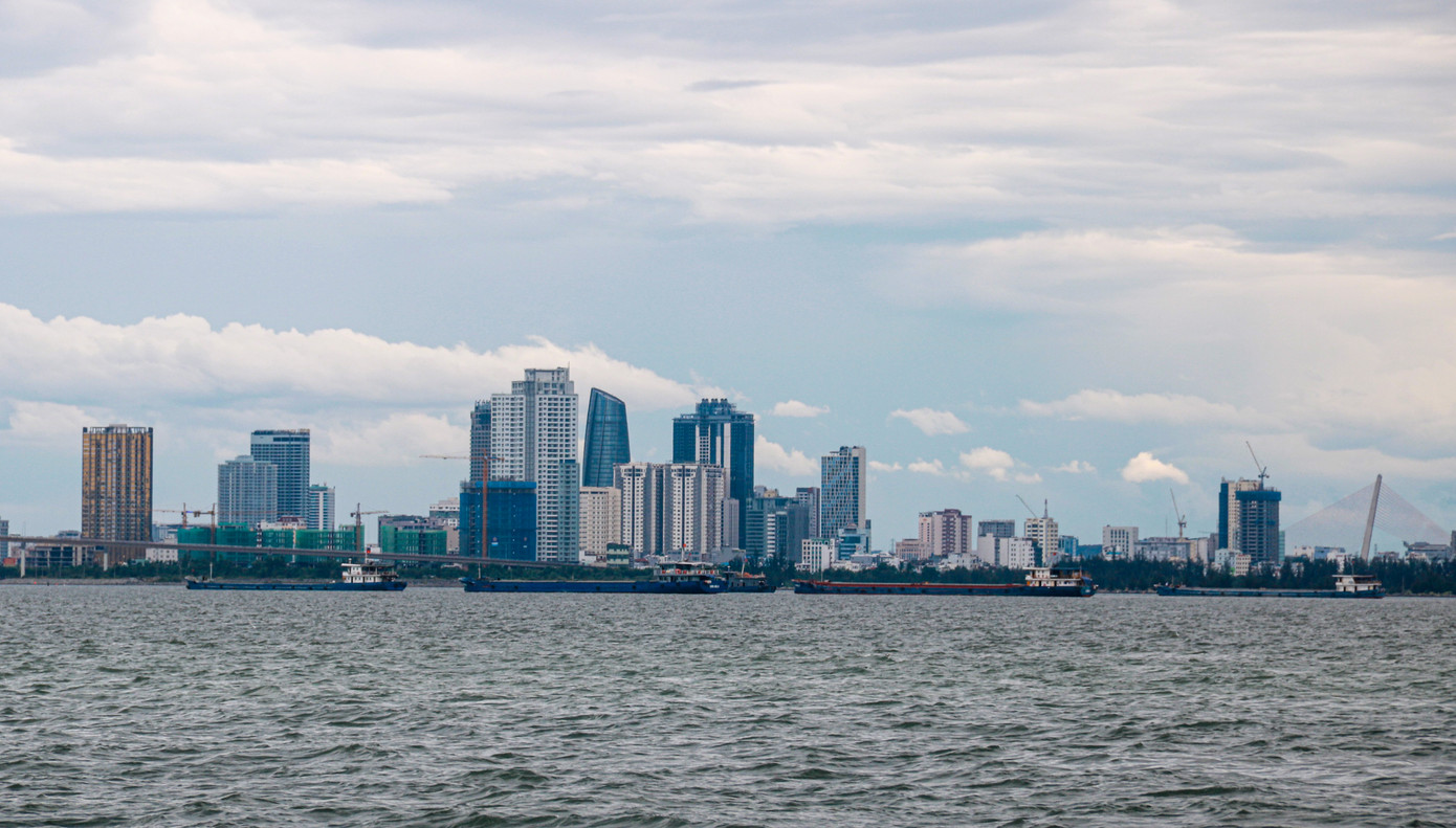 Đà Nẵng nhìn từ biển. Ảnh: Nguyễn Thành Đà Nẵng nhìn từ biển. Ảnh: Nguyễn Thành