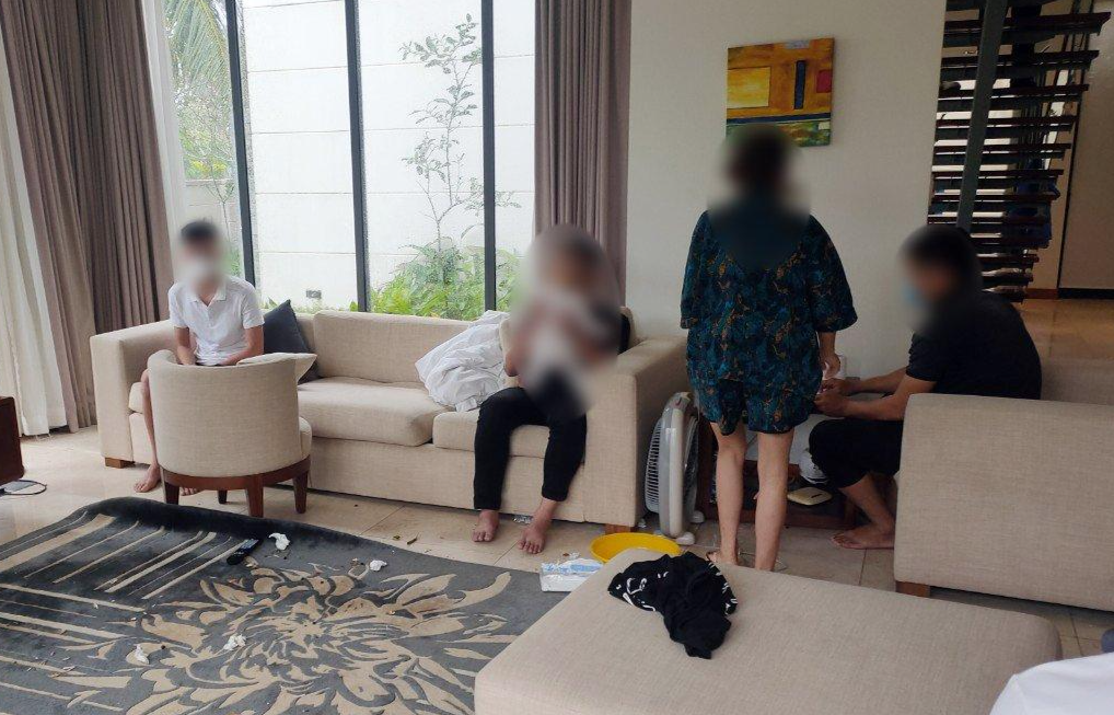 Nhóm thanh niên bị phát hiện sử dụng ma túy trong villa cao cấp. Ảnh. Q.C Nhóm thanh niên bị phát hiện sử dụng ma túy trong villa cao cấp. Ảnh. Q.C