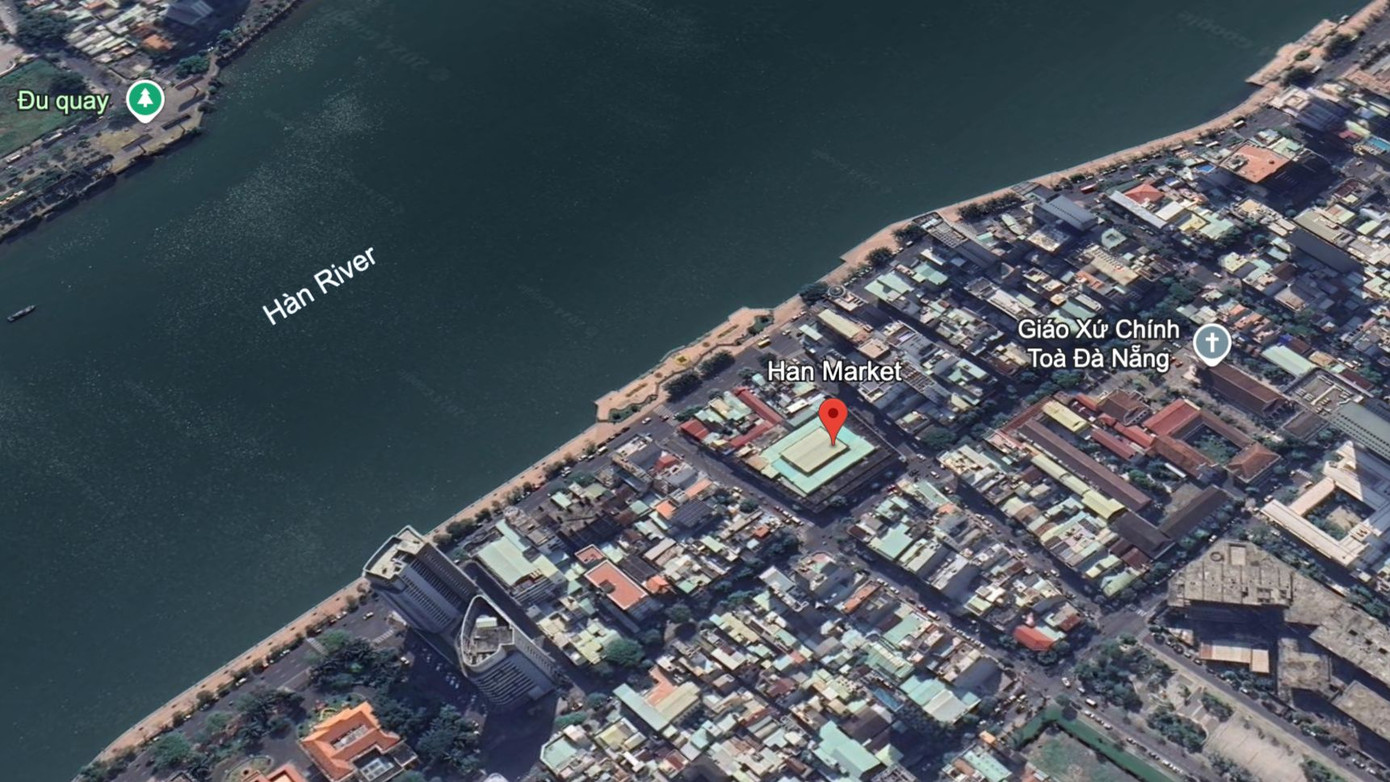Chợ Hàn nằm ở vị trí trung tâm, nơi có đông đúc phương tiện qua lại. Ảnh: Google map.