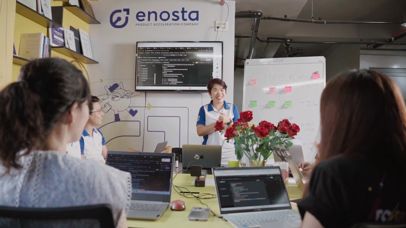 Chị Trần Hạnh Trang người sáng lập &amp; Chủ tịch ENOSTA GROUP.