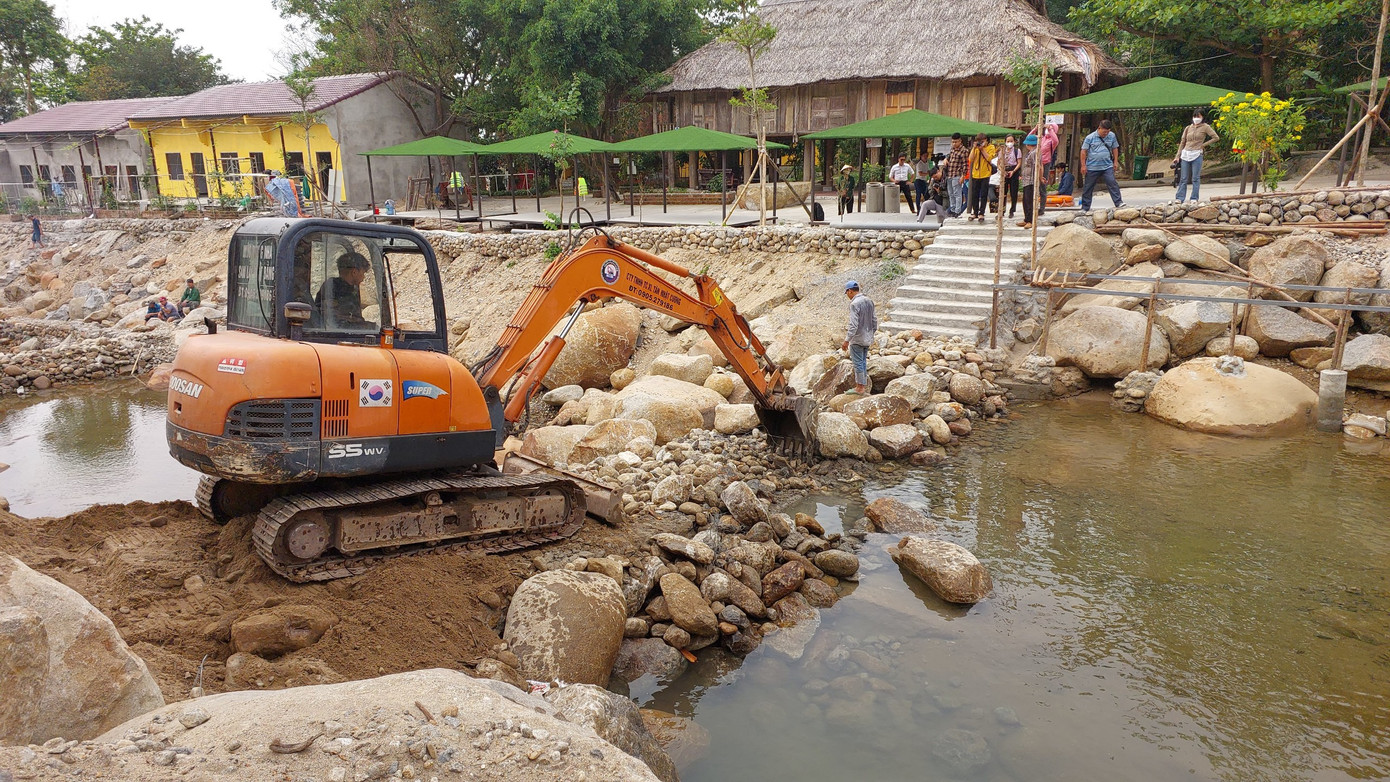Lãnh đạo UBND phường Hòa Hiệp Bắc cho biết: Sau khi thực hiện cưỡng chế, tháo dỡ dứt điểm tại Khu du lịch sinh thái Suối Lương - Hải Vân Park, phường tiếp tục tháo dỡ các hộ vi phạm khác.
