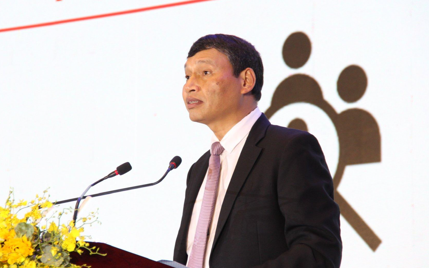 Ông Hồ Kỳ Minh, Phó Chủ tịch UBND TP Đà Nẵng phát biểu tại diễn đàn. Ông Hồ Kỳ Minh, Phó Chủ tịch UBND TP Đà Nẵng phát biểu tại diễn đàn.