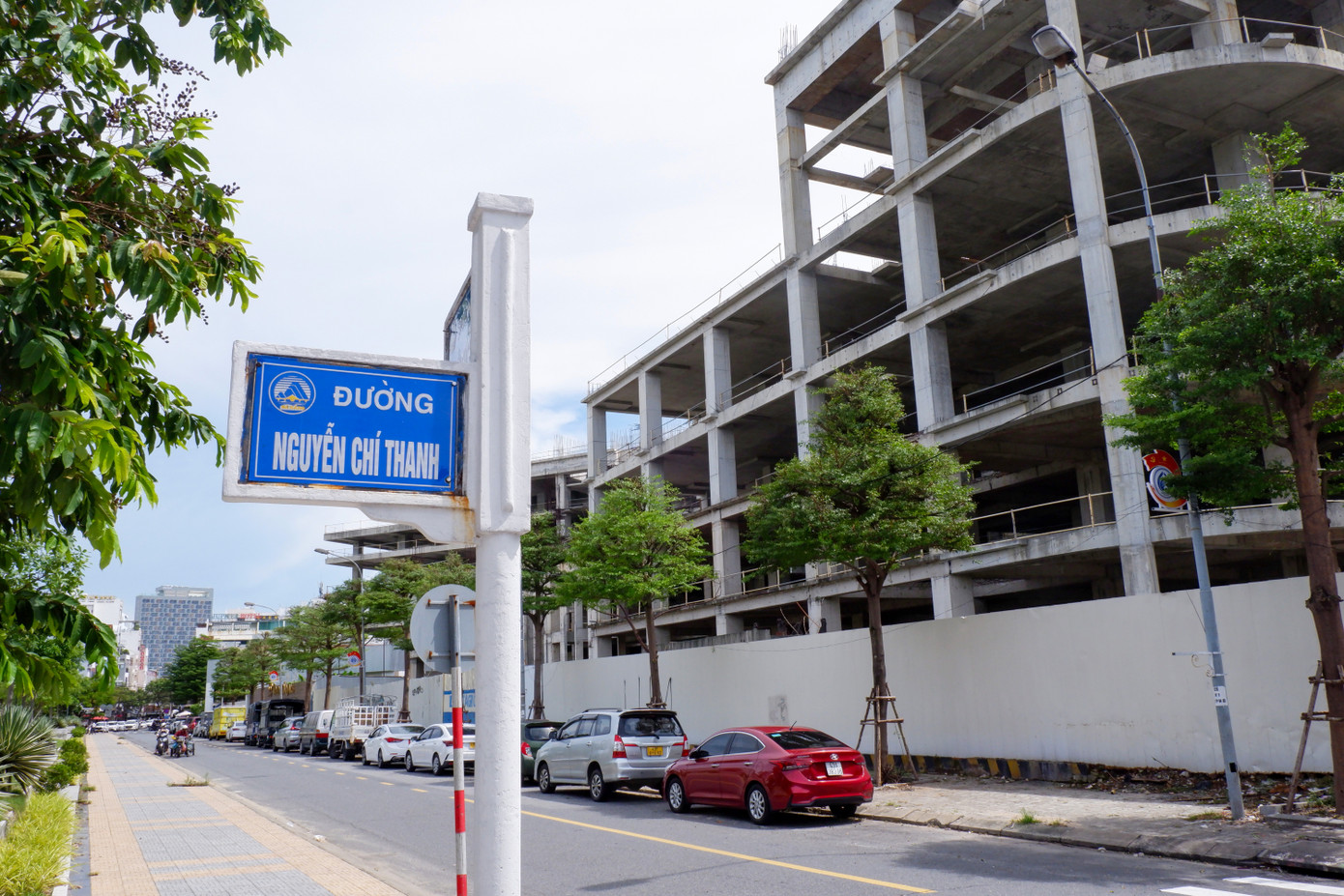 Sở KH&amp;ĐT TP Đà Nẵng cũng khẳng định: Trường hợp sau 24 tháng kể từ ngày dự án Golden Square bị chấm dứt hoạt động, chủ đầu tư không thực thực hiện được việc bán tài sản hợp pháp của mình gắn liền với đất cho nhà đầu tư khác thì nhà nước thu hồi đất theo quy định.