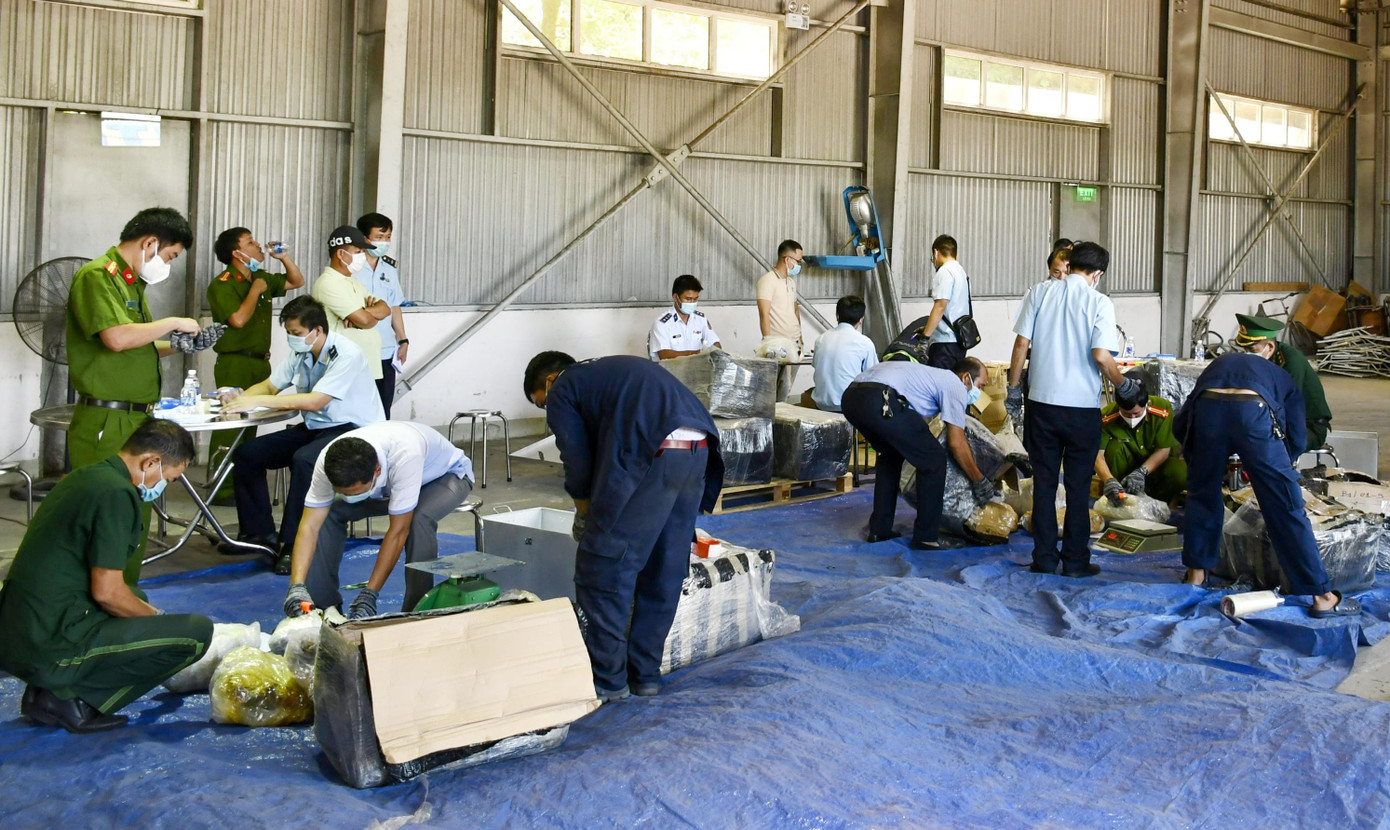 Lực lượng chức năng TP Đà Nẵng cho biết: Lô hàng nghi vấn trên đã được lập án, theo dõi hành trình vận chuyển từ tháng 6/2021.