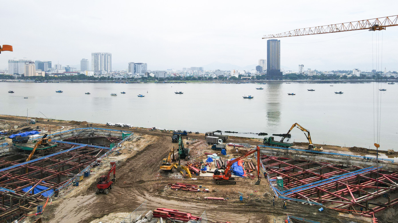 Vị trí quy hoạch làm hầm chui qua sông Hàn. Ảnh: Nguyễn Thành Vị trí quy hoạch làm hầm chui qua sông Hàn. Ảnh: Nguyễn Thành