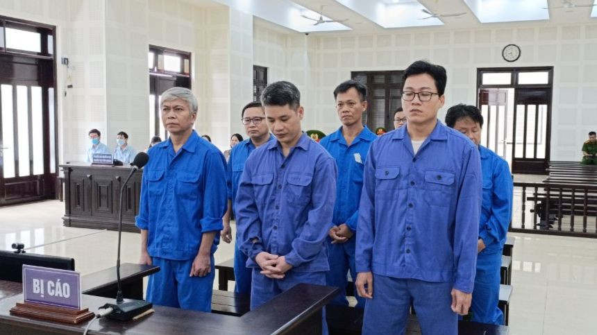 Các bị cáo tại phiên tòa. Các bị cáo tại phiên tòa.