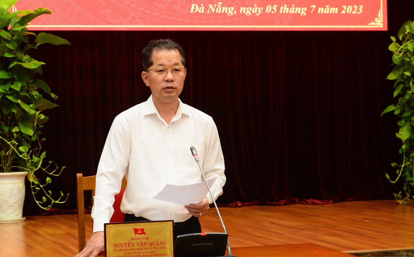 Ông Nguyễn Văn Quảng, Bí thư Thành ủy Đà Nẵng phát biểu tại phiên họp. Ông Nguyễn Văn Quảng, Bí thư Thành ủy Đà Nẵng phát biểu tại phiên họp.