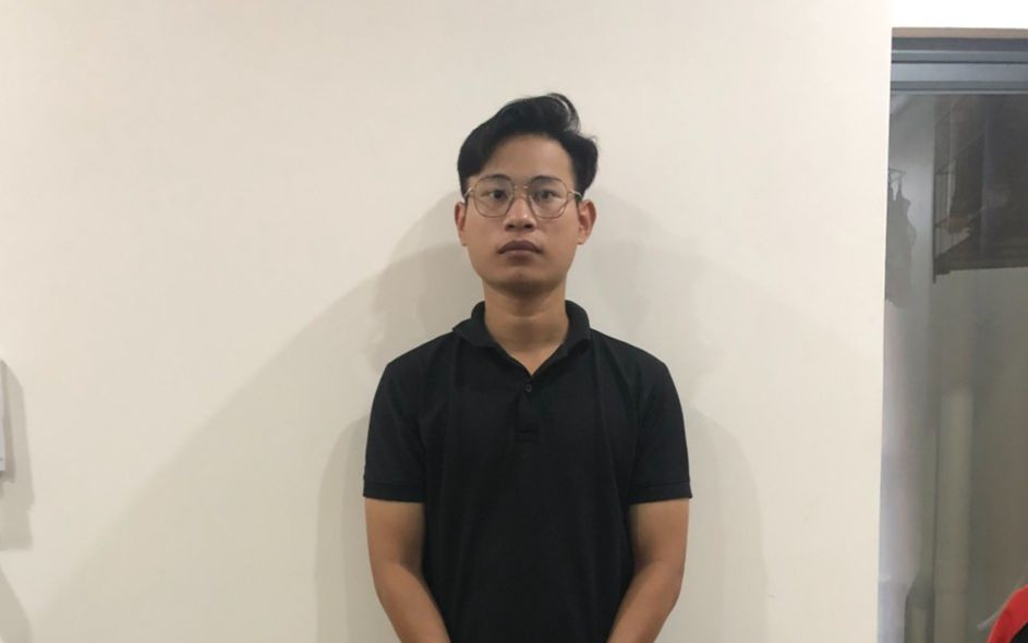 Đối tượng Phạm Ngọc Sơn tại cơ quan công an. Đối tượng Phạm Ngọc Sơn tại cơ quan công an.