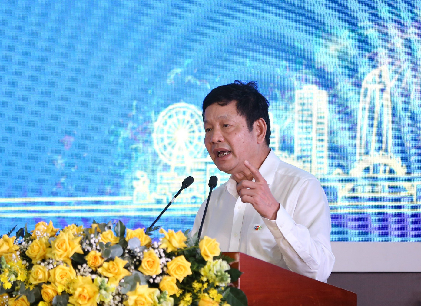 Ông Trương Gia Bình góp ý kiến tại lễ công bố. Ông Trương Gia Bình góp ý kiến tại lễ công bố.