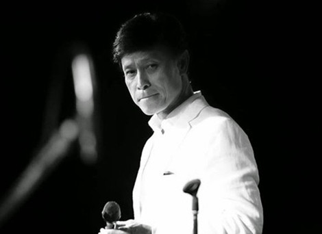 Danh ca Tuấn Ngọc: Âm nhạc không bao giờ làm mình buồn ảnh 2