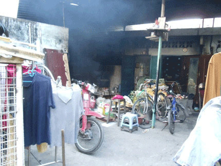 Một lò luộc bắp bằng hoá chất