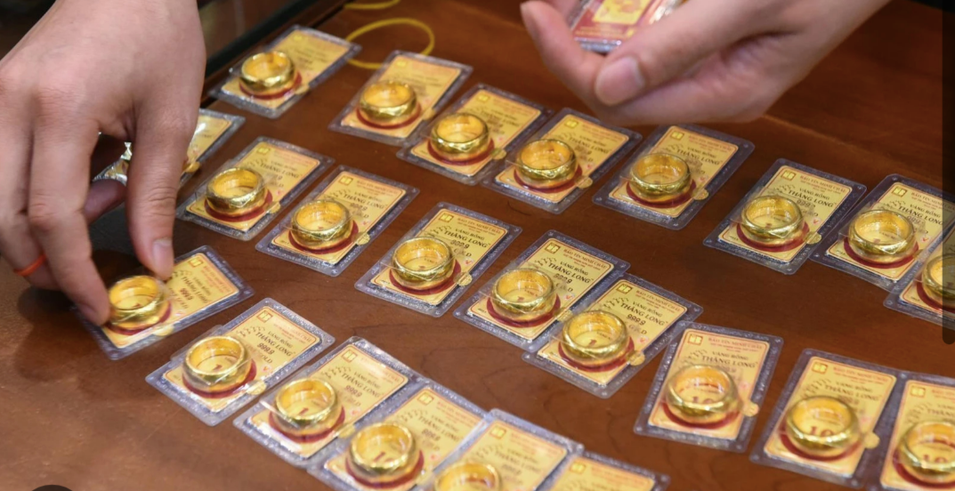 Giá nhẫn tròn trơn bán ra 75,63 triệu đồng/lượng. Ảnh: BTMC. Giá nhẫn tròn trơn bán ra 75,63 triệu đồng/lượng. Ảnh: BTMC.