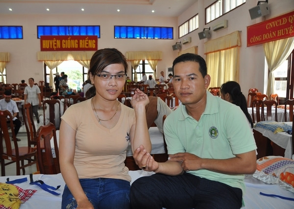 Nhiều tấm gương đẹp ở ngày hội hiến máu Kiên Giang ảnh 4